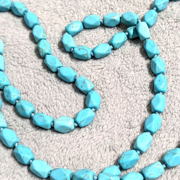 Vintage Hand knotted Turquoise Bead Necklace 22" Long - Picture 8 of 11